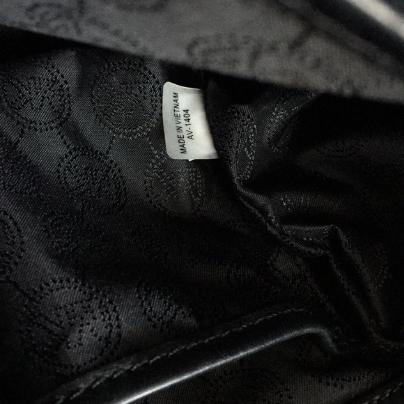 Michael Kors Hamilton Bag - Picture 7 of 8